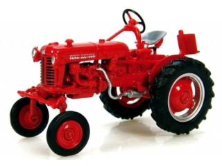 1:43 - IH FARMALL CUB - 1956