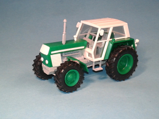 1:43 - traktor Zetor Crystal 12045 - zelený II. - hotový model