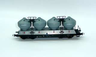 vůz na přepravu cementu Uacs/Raj DB