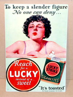 LUCKY STRIKE 40 x 30 cm