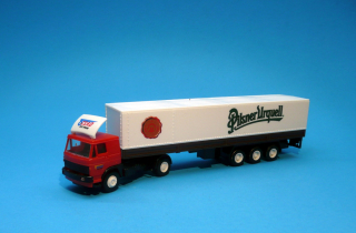 LIAZ návěs s plachtou - Pilsner Urquell - 1:87