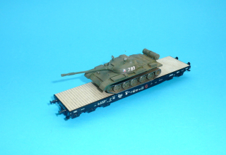 plošinový vůz Salp/Px - ČSD s nákladem T62A