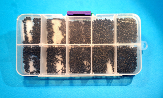 Sada vrutů - 1200 kusů - černá ocel