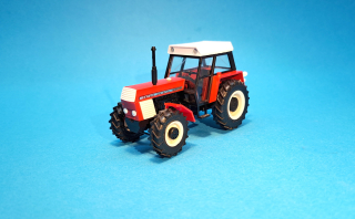 1:43 - traktor Zetor Crystal 8045 - červený I. - hotový model