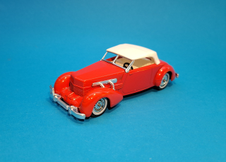 MATCHBOX of yesteryear - Y-18 1937 Cord 812