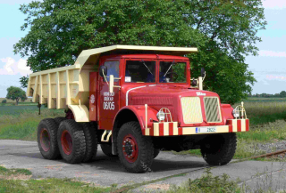 TATRA 147    20 x 30 cm 